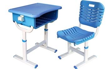 学生课桌椅应该怎么样进行摆放？
